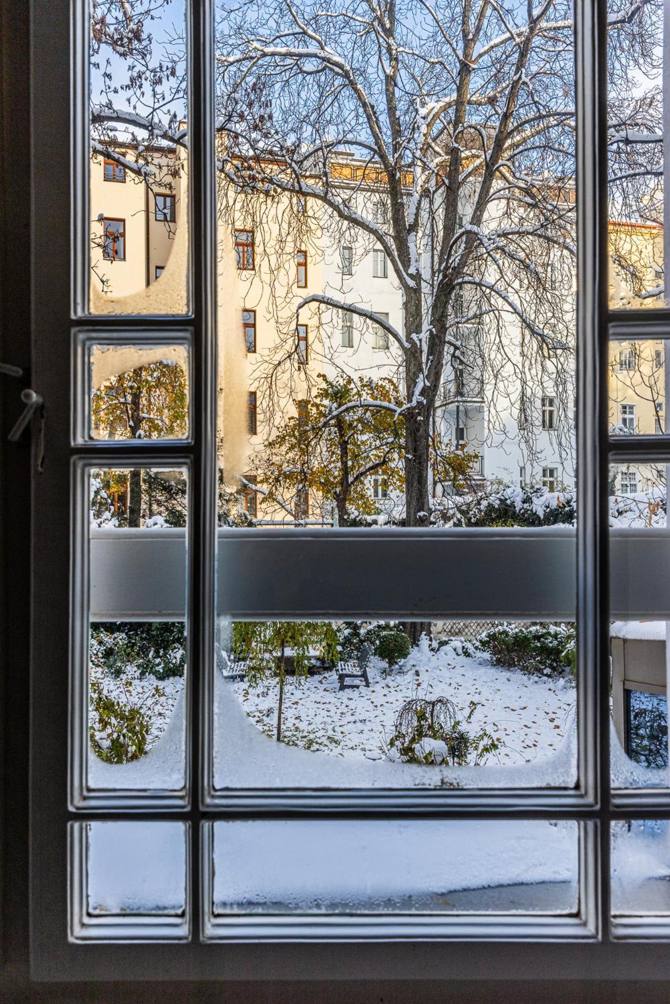 Nice Big Apartment 2Bds - Belgicka Praga Esterno foto