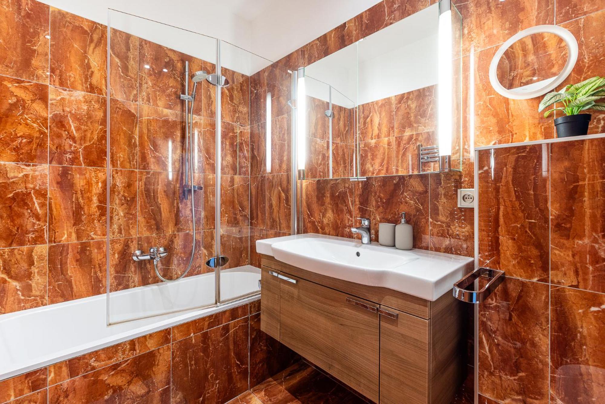 Nice Big Apartment 2Bds - Belgicka Praga Esterno foto