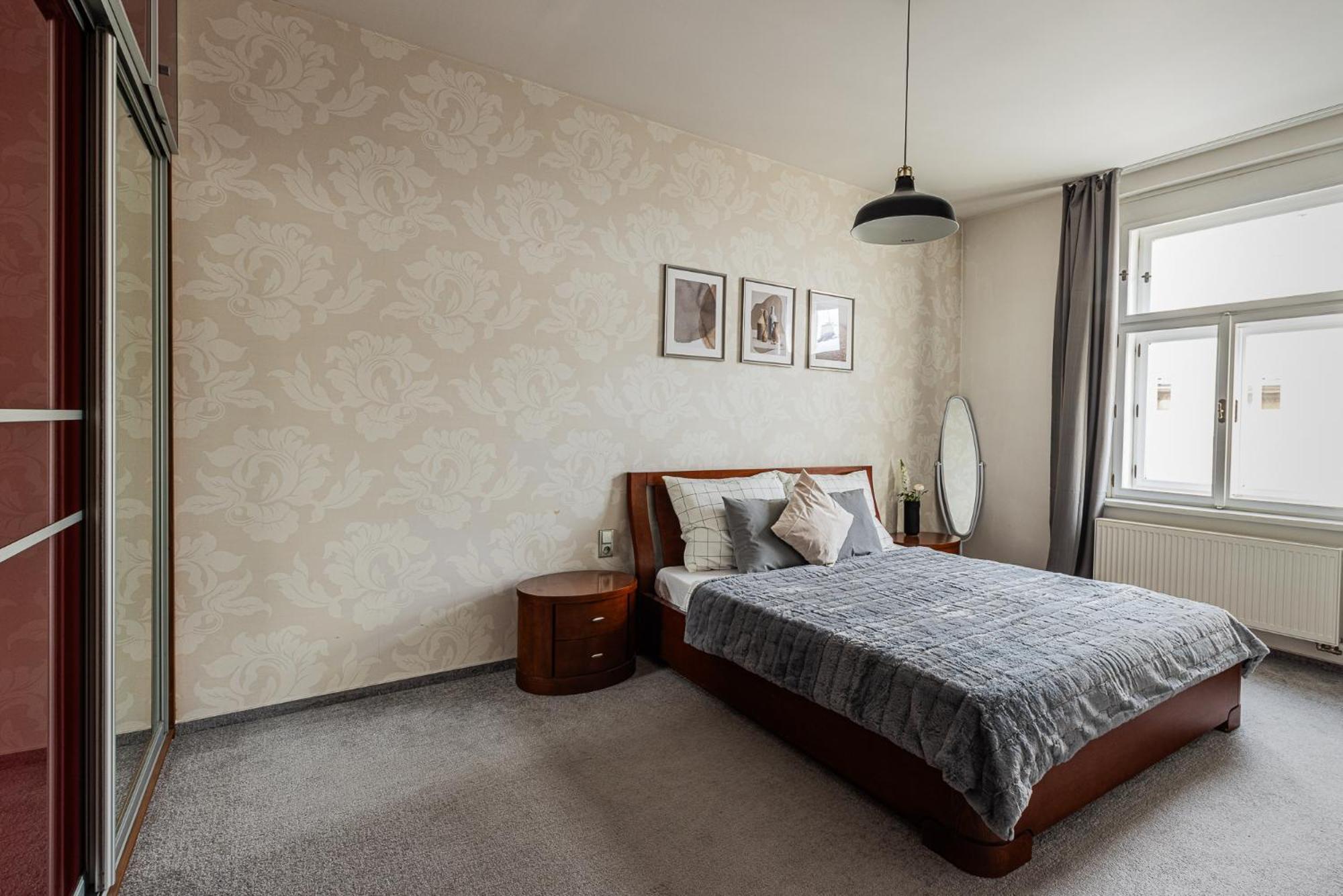 Nice Big Apartment 2Bds - Belgicka Praga Esterno foto